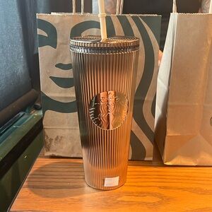 Starbucks tumbler Limited Edition in Gold